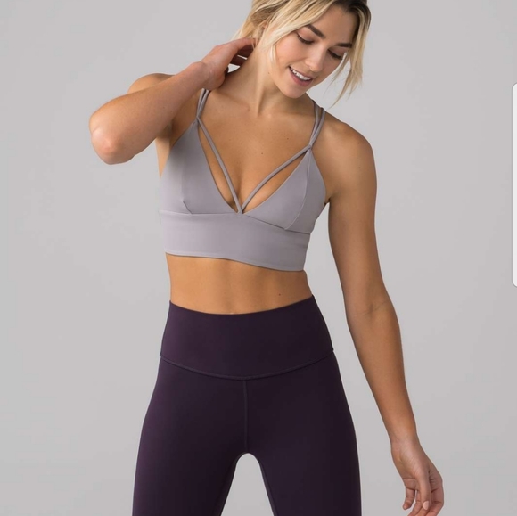 lululemon athletica Other - Lululemon pushing limits dark chrome bra sz 8